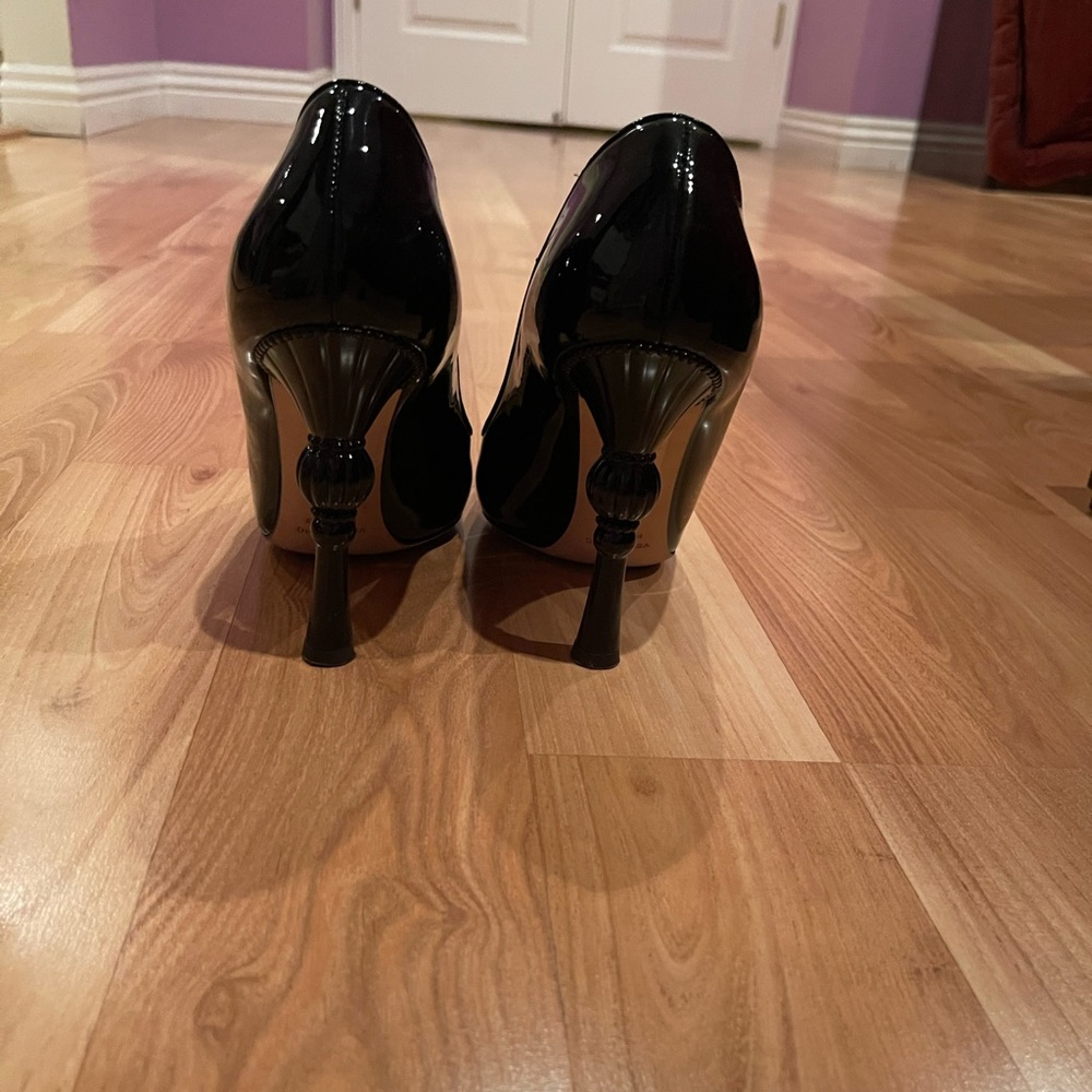 Dolce & Gabbana patent leather heels - Picture 2 of 8